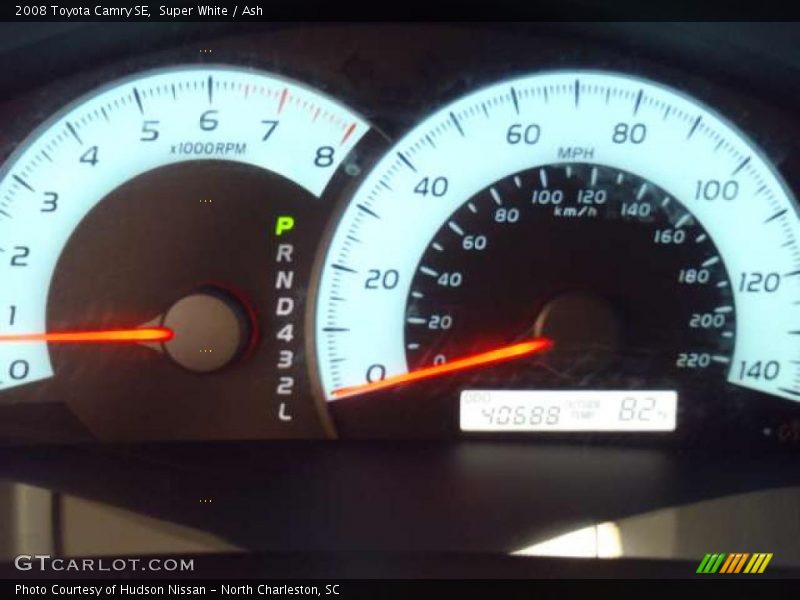 Super White / Ash 2008 Toyota Camry SE