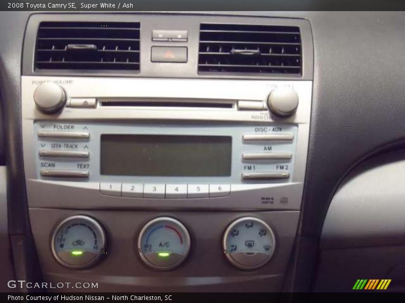 Super White / Ash 2008 Toyota Camry SE