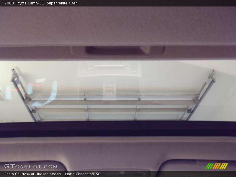 Super White / Ash 2008 Toyota Camry SE