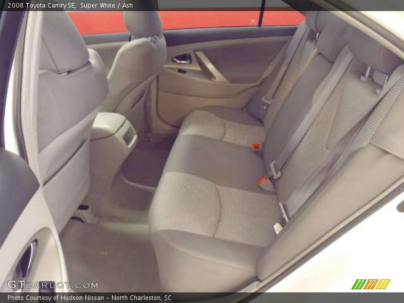 Super White / Ash 2008 Toyota Camry SE
