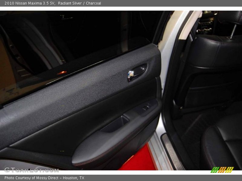 Radiant Silver / Charcoal 2010 Nissan Maxima 3.5 SV