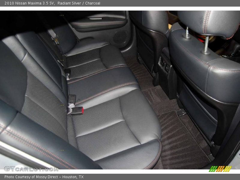 Radiant Silver / Charcoal 2010 Nissan Maxima 3.5 SV