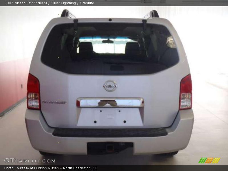 Silver Lightning / Graphite 2007 Nissan Pathfinder SE
