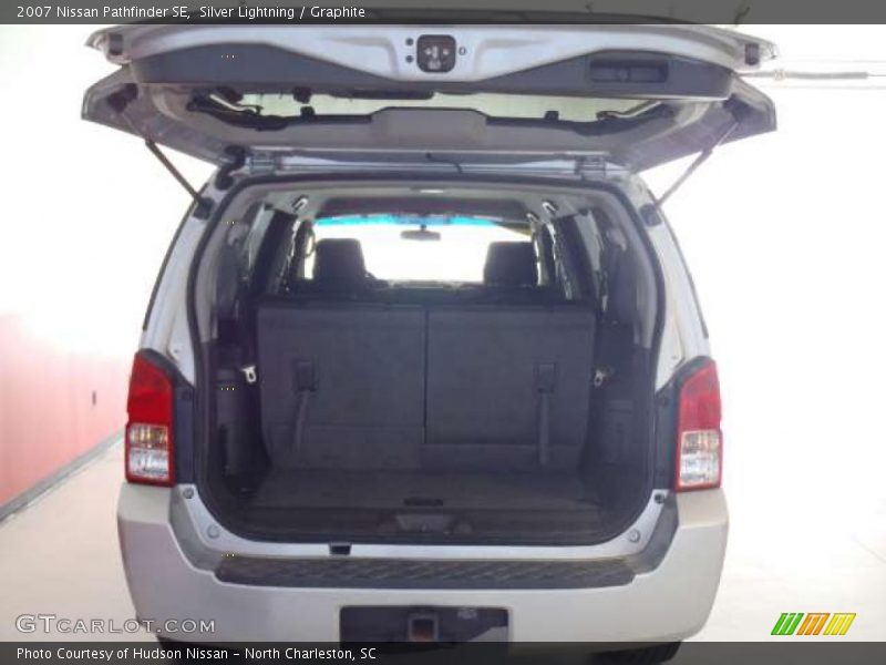 Silver Lightning / Graphite 2007 Nissan Pathfinder SE