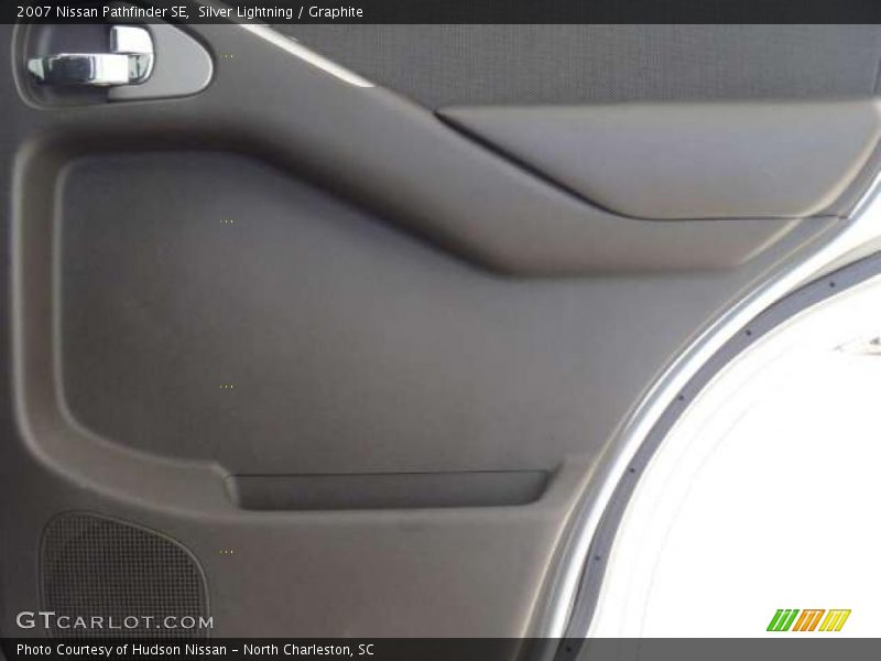 Silver Lightning / Graphite 2007 Nissan Pathfinder SE