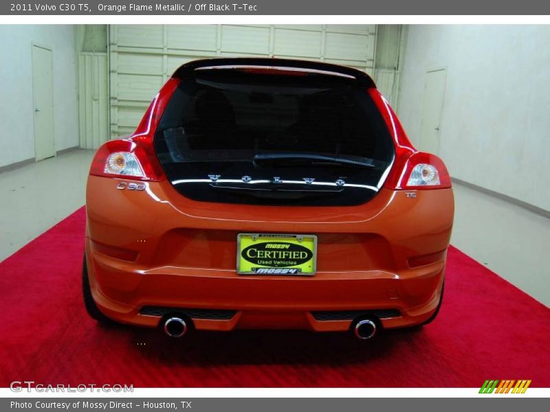 Orange Flame Metallic / Off Black T-Tec 2011 Volvo C30 T5