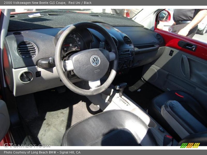 Red Uni / Black 2000 Volkswagen New Beetle GLS Coupe