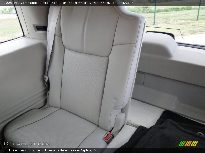 Light Khaki Metallic / Dark Khaki/Light Graystone 2006 Jeep Commander Limited 4x4