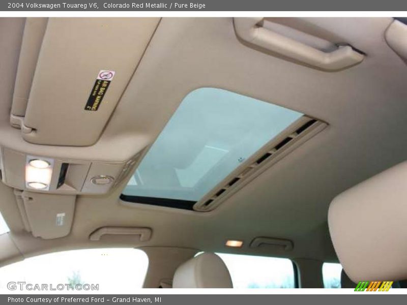 Colorado Red Metallic / Pure Beige 2004 Volkswagen Touareg V6