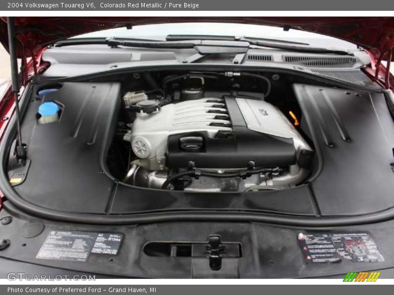 Colorado Red Metallic / Pure Beige 2004 Volkswagen Touareg V6