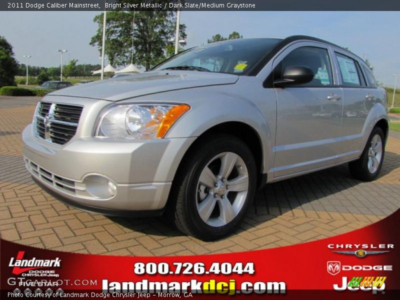 Bright Silver Metallic / Dark Slate/Medium Graystone 2011 Dodge Caliber Mainstreet