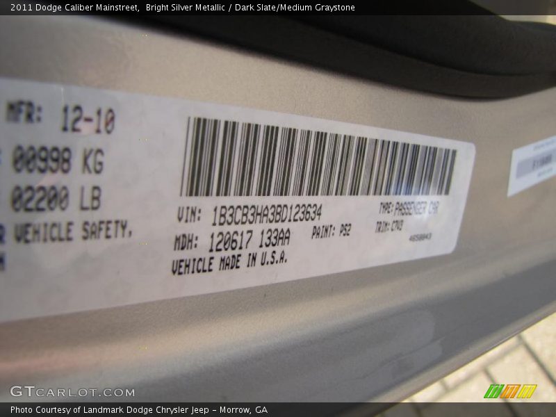 Bright Silver Metallic / Dark Slate/Medium Graystone 2011 Dodge Caliber Mainstreet