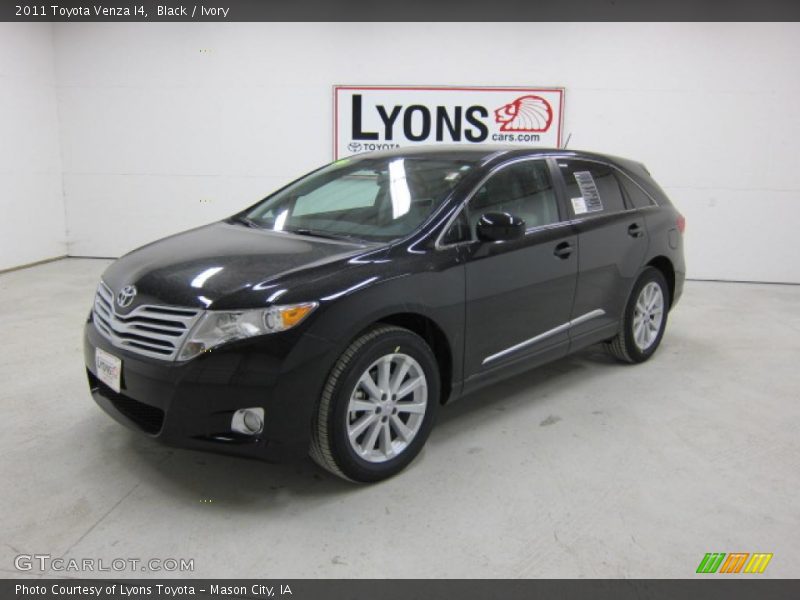 Black / Ivory 2011 Toyota Venza I4