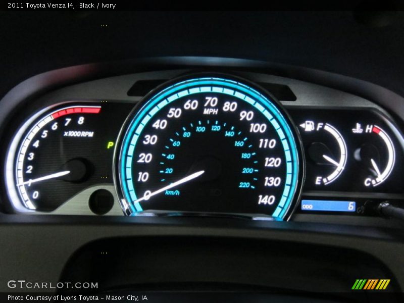 Black / Ivory 2011 Toyota Venza I4