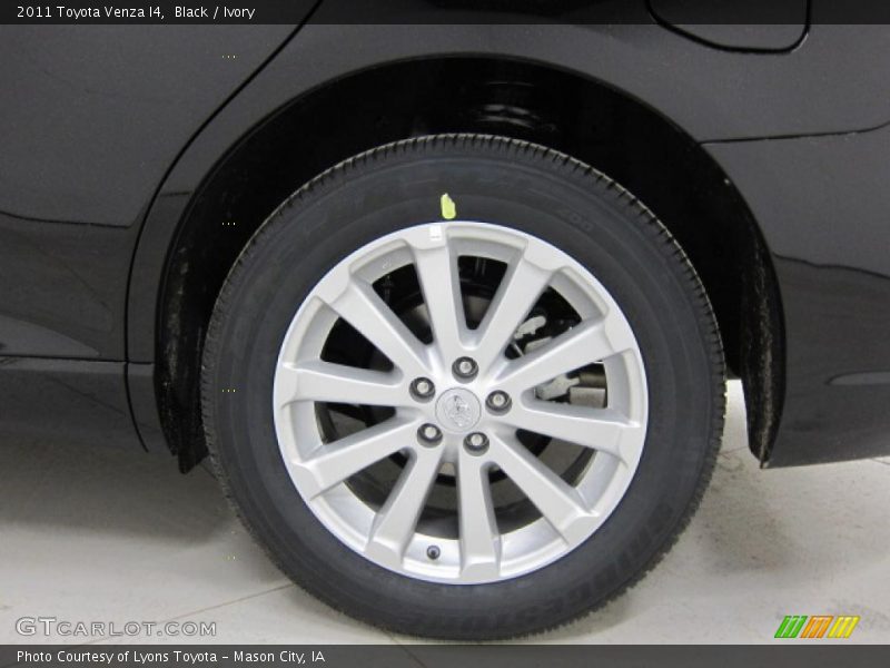 Black / Ivory 2011 Toyota Venza I4