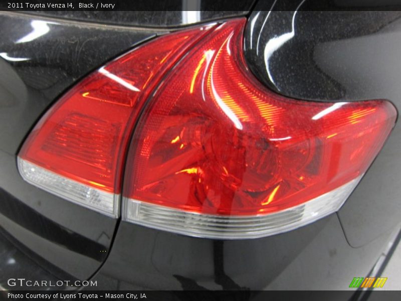 Black / Ivory 2011 Toyota Venza I4