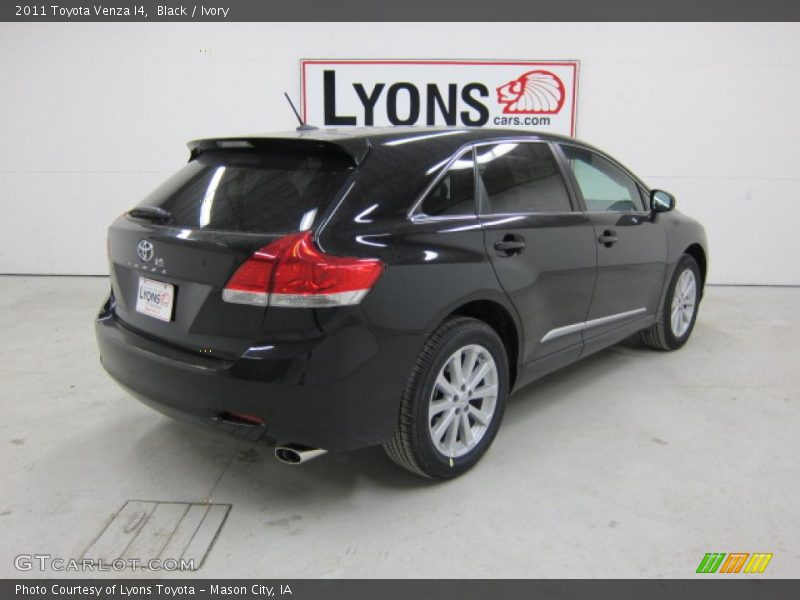 Black / Ivory 2011 Toyota Venza I4