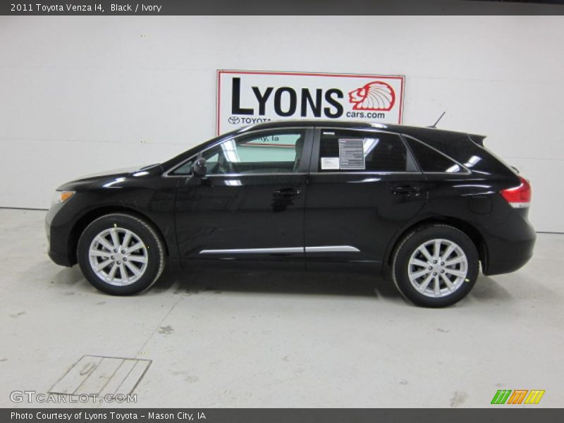 Black / Ivory 2011 Toyota Venza I4