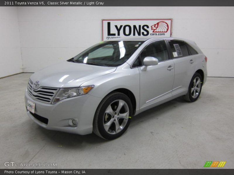 Classic Silver Metallic / Light Gray 2011 Toyota Venza V6