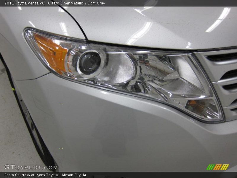 Classic Silver Metallic / Light Gray 2011 Toyota Venza V6