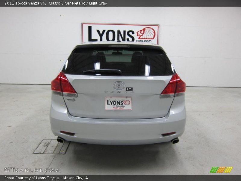 Classic Silver Metallic / Light Gray 2011 Toyota Venza V6