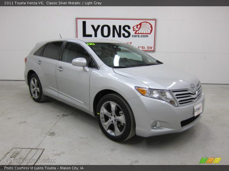 Classic Silver Metallic / Light Gray 2011 Toyota Venza V6