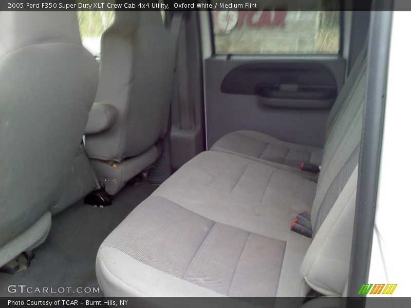 Oxford White / Medium Flint 2005 Ford F350 Super Duty XLT Crew Cab 4x4 Utility