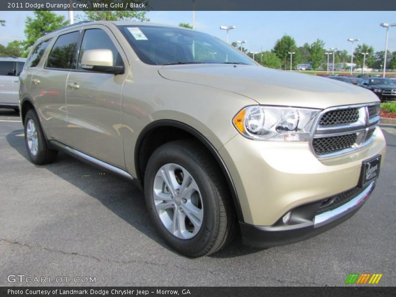 Front 3/4 View of 2011 Durango Crew