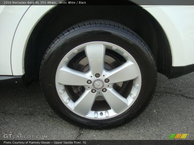 Arctic White / Black 2009 Mercedes-Benz ML 350 4Matic