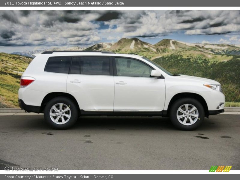 Sandy Beach Metallic / Sand Beige 2011 Toyota Highlander SE 4WD