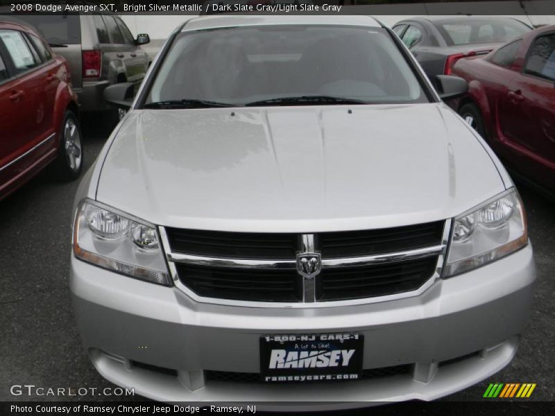 Bright Silver Metallic / Dark Slate Gray/Light Slate Gray 2008 Dodge Avenger SXT