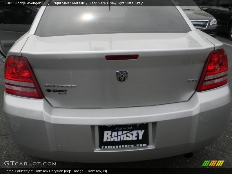 Bright Silver Metallic / Dark Slate Gray/Light Slate Gray 2008 Dodge Avenger SXT