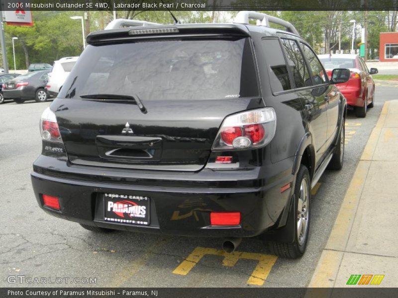 Labrador Black Pearl / Charcoal 2006 Mitsubishi Outlander SE 4WD