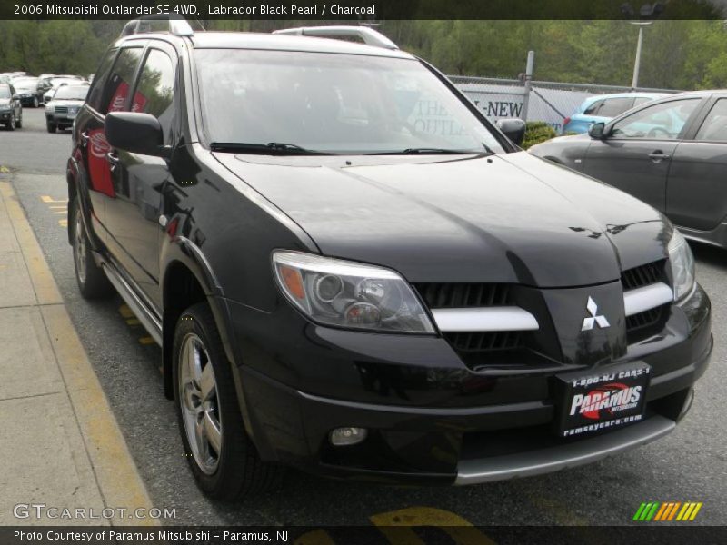 Labrador Black Pearl / Charcoal 2006 Mitsubishi Outlander SE 4WD