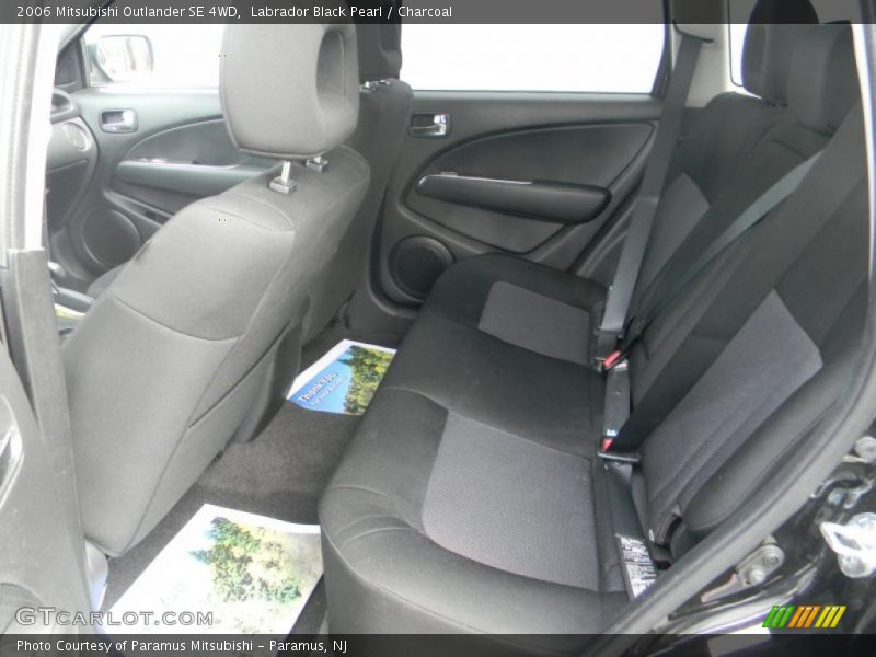 Labrador Black Pearl / Charcoal 2006 Mitsubishi Outlander SE 4WD