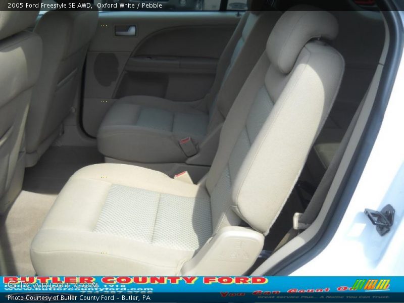 Oxford White / Pebble 2005 Ford Freestyle SE AWD