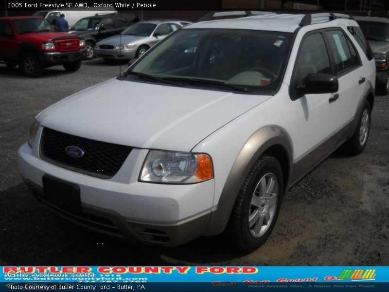 Oxford White / Pebble 2005 Ford Freestyle SE AWD