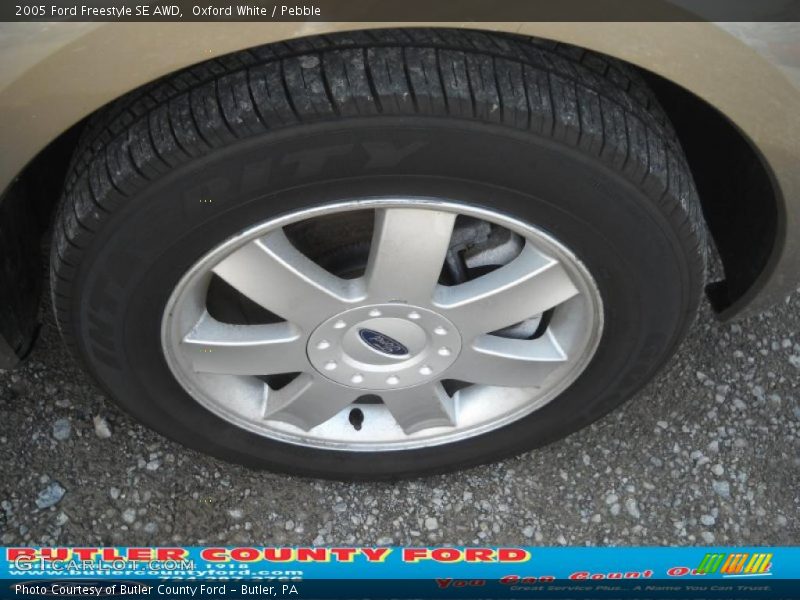 Oxford White / Pebble 2005 Ford Freestyle SE AWD