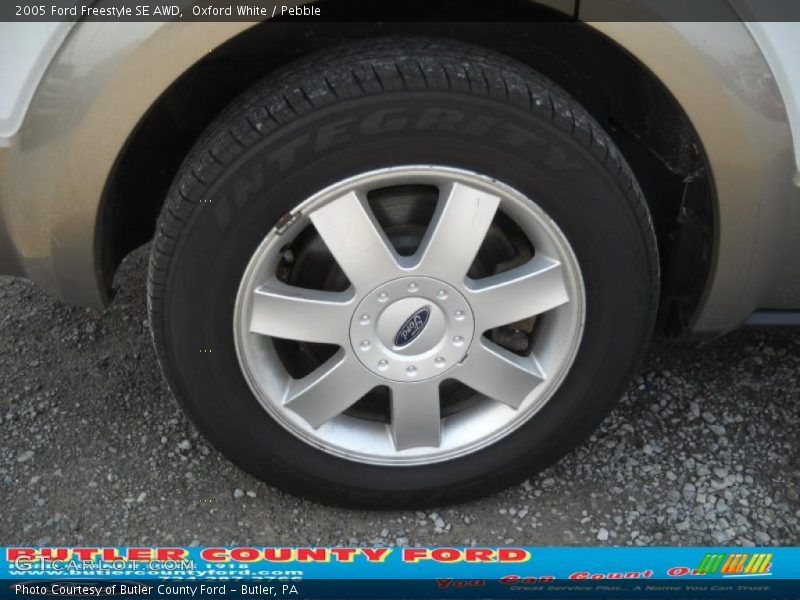 Oxford White / Pebble 2005 Ford Freestyle SE AWD