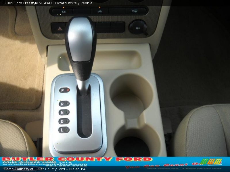 Oxford White / Pebble 2005 Ford Freestyle SE AWD