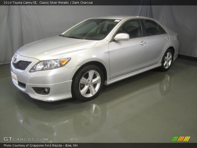 Classic Silver Metallic / Dark Charcoal 2010 Toyota Camry SE