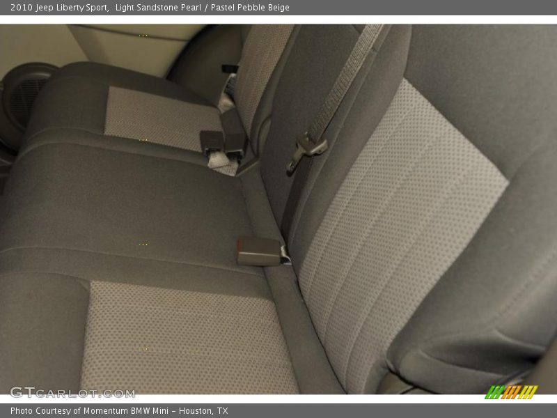 Light Sandstone Pearl / Pastel Pebble Beige 2010 Jeep Liberty Sport