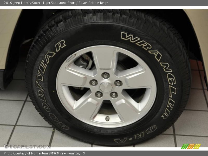 Light Sandstone Pearl / Pastel Pebble Beige 2010 Jeep Liberty Sport
