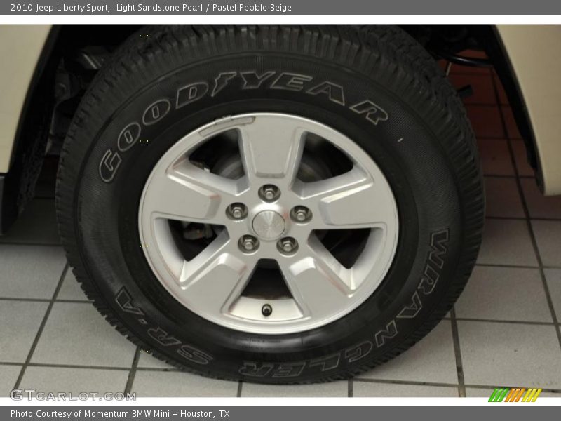 Light Sandstone Pearl / Pastel Pebble Beige 2010 Jeep Liberty Sport