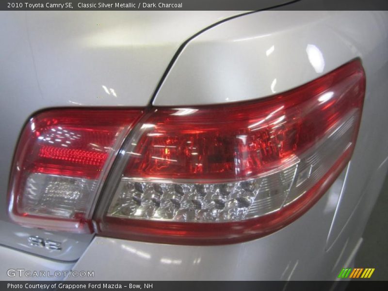 Classic Silver Metallic / Dark Charcoal 2010 Toyota Camry SE