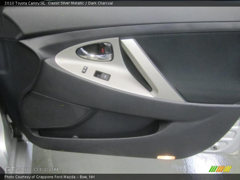 Classic Silver Metallic / Dark Charcoal 2010 Toyota Camry SE