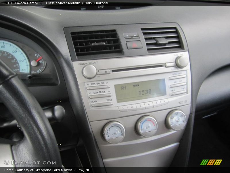 Classic Silver Metallic / Dark Charcoal 2010 Toyota Camry SE