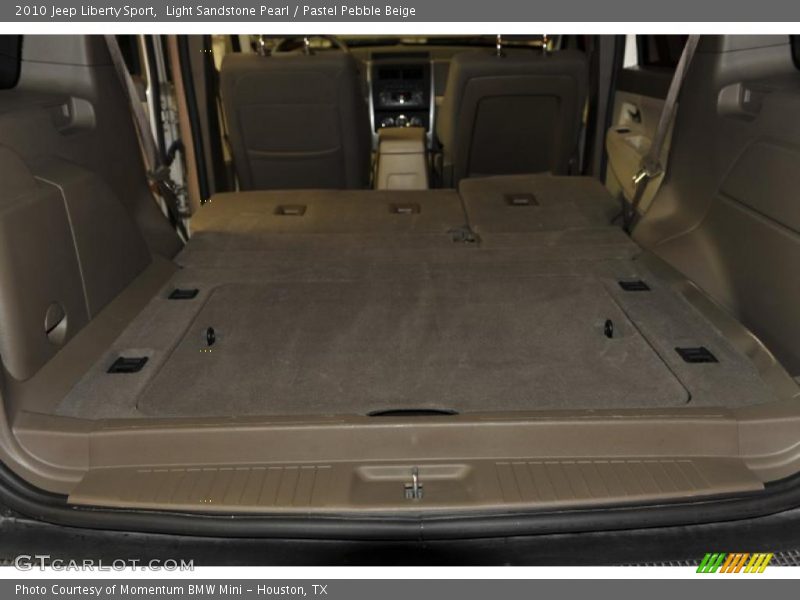 Light Sandstone Pearl / Pastel Pebble Beige 2010 Jeep Liberty Sport