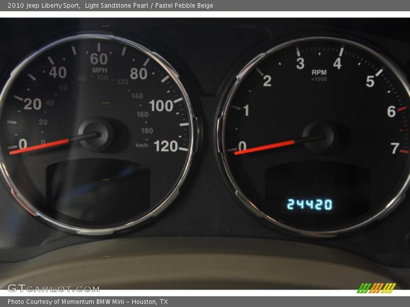 Light Sandstone Pearl / Pastel Pebble Beige 2010 Jeep Liberty Sport