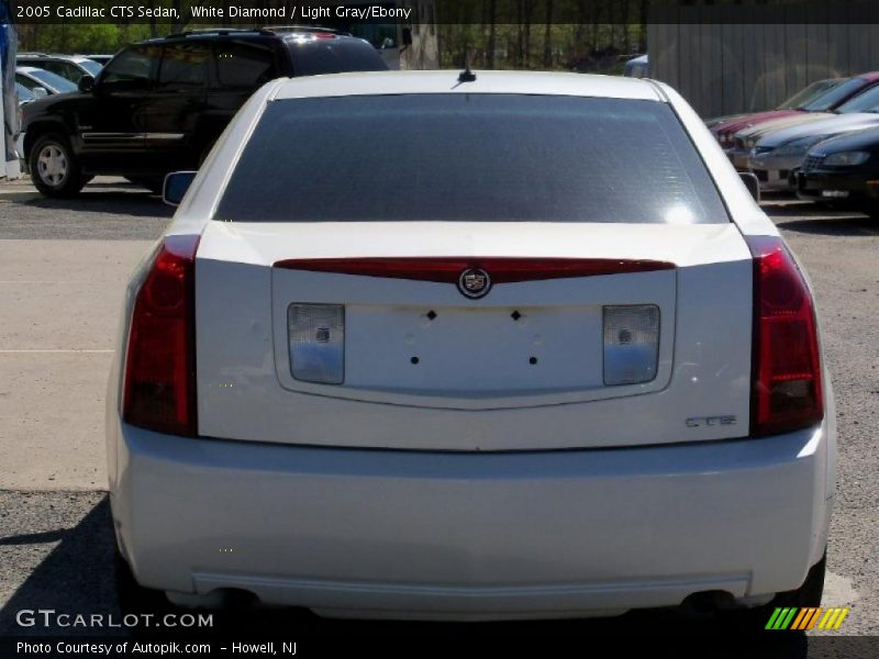 White Diamond / Light Gray/Ebony 2005 Cadillac CTS Sedan